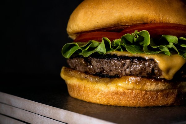 Les secrets des burgers artisanaux à préparer chez soi
